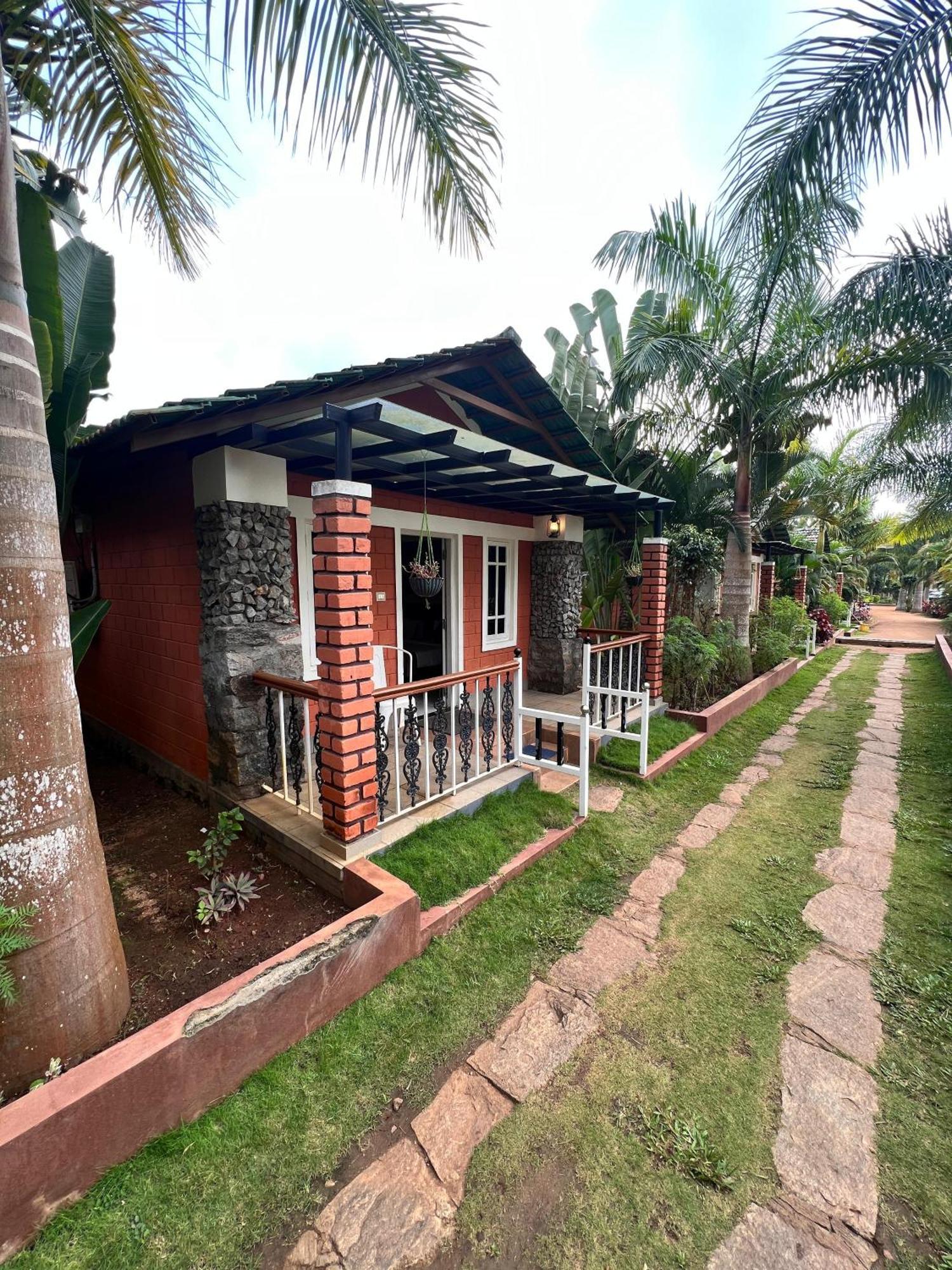 Coorg Nesara Hotel And Resort Kushālnagar Eksteriør billede